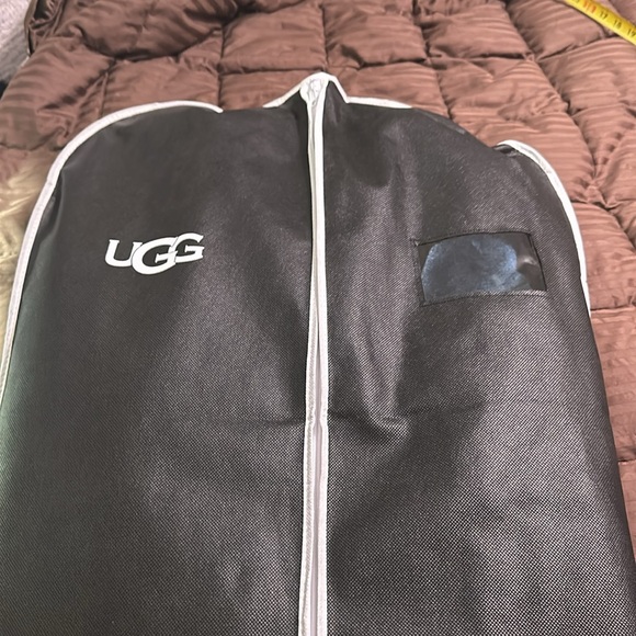 UGG HOODIE Brand New Condition - Picture 10 of 10